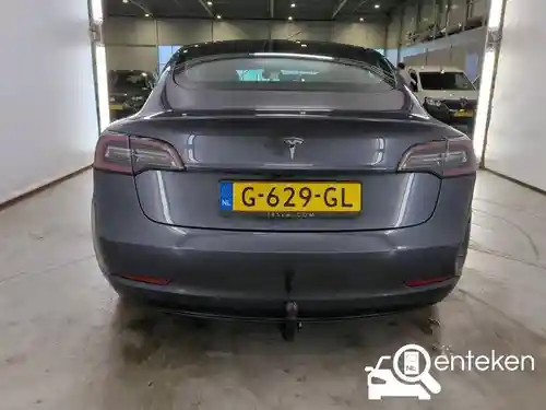 Tesla Model 3 Standard Range Plus 2019