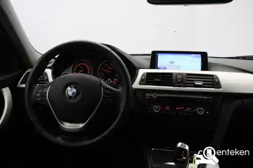 BMW 318d 2013