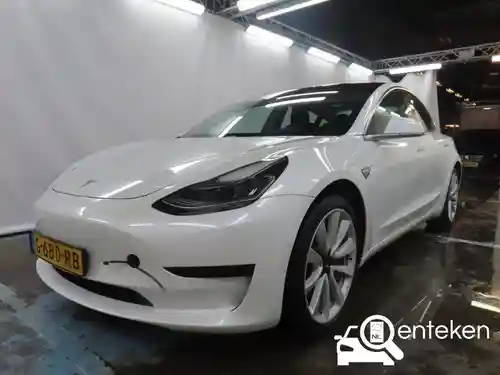 Tesla Model 3 Standard Range Plus 2019