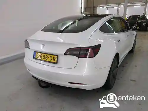 Tesla Model 3 Standard Range Plus 2019
