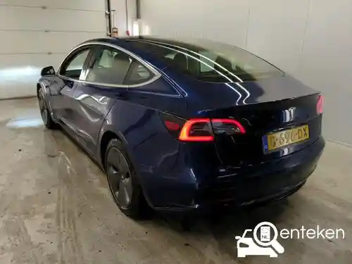 Tesla Model 3 Standard Range Plus 2019