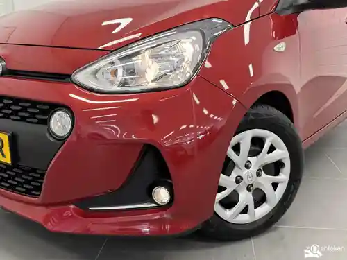 Hyundai i10 1.0 blue 2019