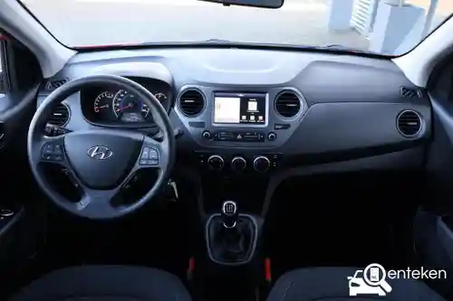 Hyundai i10 1.0 blue 2019