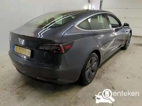 Tesla Model 3 Standard Range Plus 2019