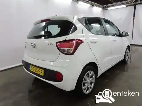 Hyundai i10 1.0 blue 2020