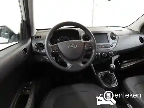 Hyundai i10 1.0 blue 2020