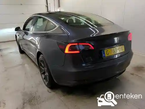 Tesla Model 3 Standard Range Plus 2019