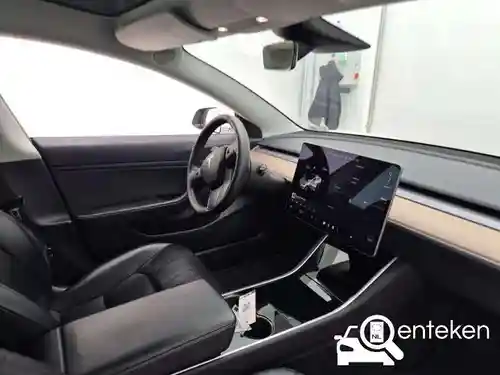 Tesla Model 3 Performance 2019