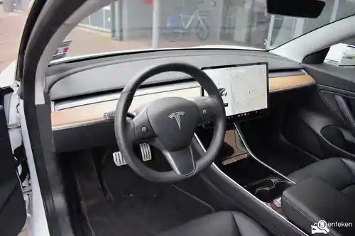 Tesla Model 3 Performance 2019