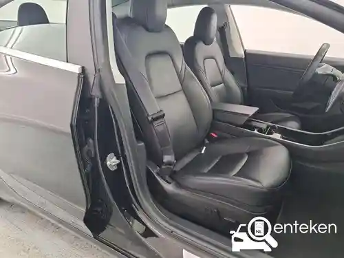 Tesla Model 3 Standard Range Plus 2019