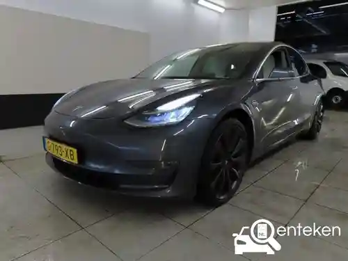 Tesla Model 3 Performance 2019