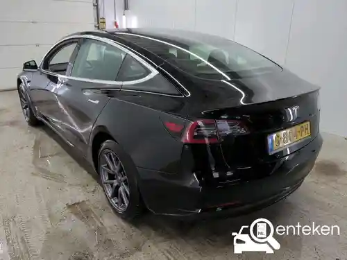 Tesla Model 3 Standard Range Plus 2019