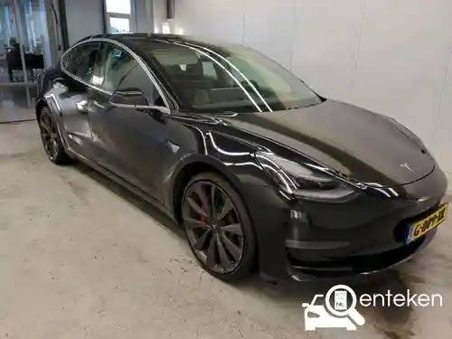 Tesla Model 3 Performance 2019