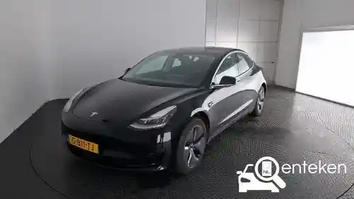 Tesla Model 3 Standard Range Plus 2019