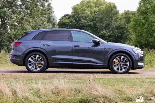 Audi e-tron 55 2019