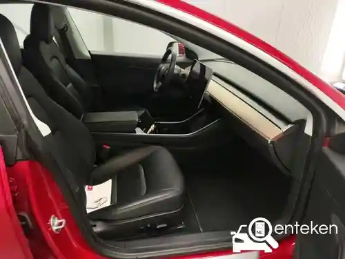 Tesla Model 3 Performance 2019