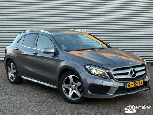 Mercedes-Benz GLA 250 2015
