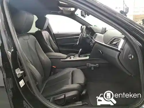 BMW 318i Touring 2019