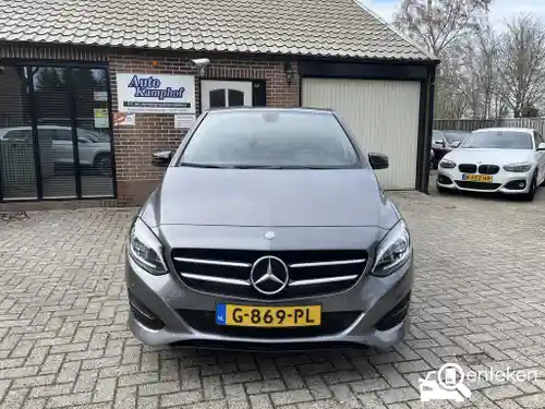 Mercedes-Benz B 200 2015