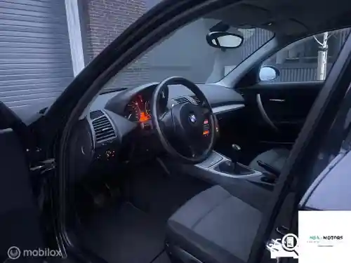 BMW 118i 2007