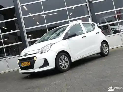 Hyundai i10 1.0 blue 2019