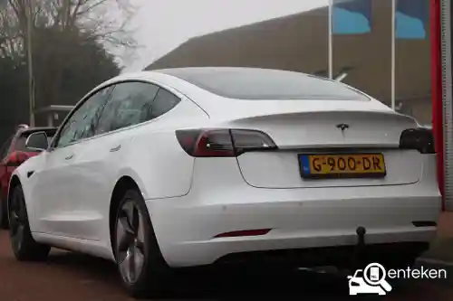 Tesla Model 3 Standard Range Plus 2019
