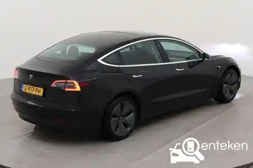 Tesla Model 3 Standard Range Plus 2019