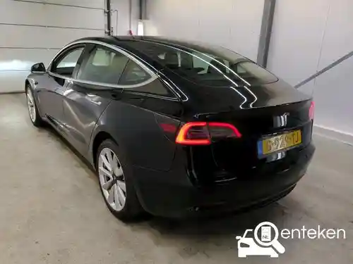 Tesla Model 3 Standard Range Plus 2020