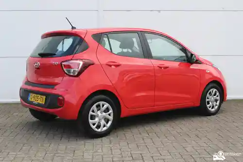 Hyundai i10 1.0 blue 2020