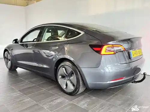 Tesla Model 3 Standard Range Plus 2019