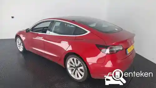 Tesla Model 3 Standard Range Plus 2019
