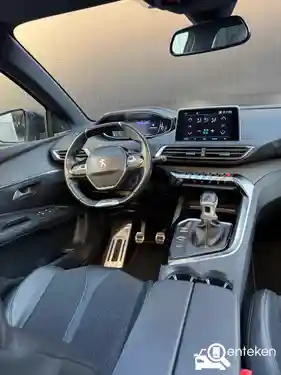 Peugeot 5008 1.2 PureTech 130 2019
