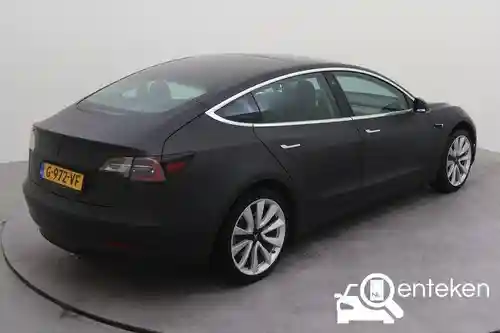 Tesla Model 3 Standard Range Plus 2019
