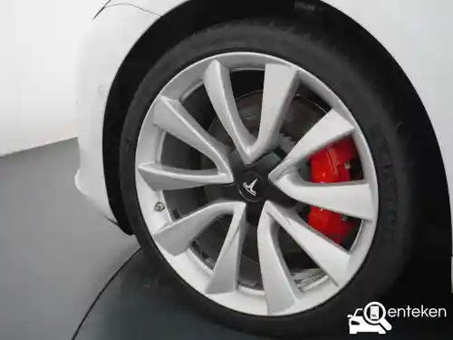 Tesla Model 3 Performance 2019