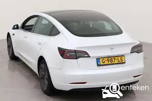 Tesla Model 3 Standard Range Plus 2019