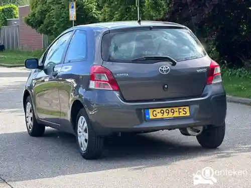 Toyota Yaris 1.0 2010
