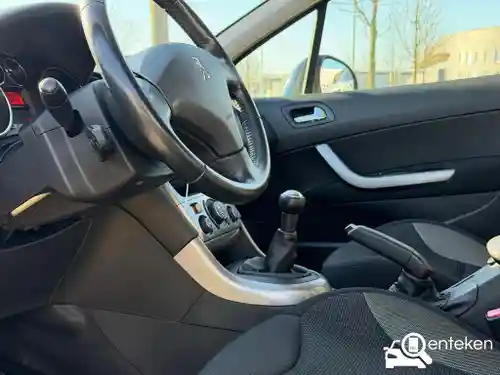 Peugeot 308 120 VTi 2011