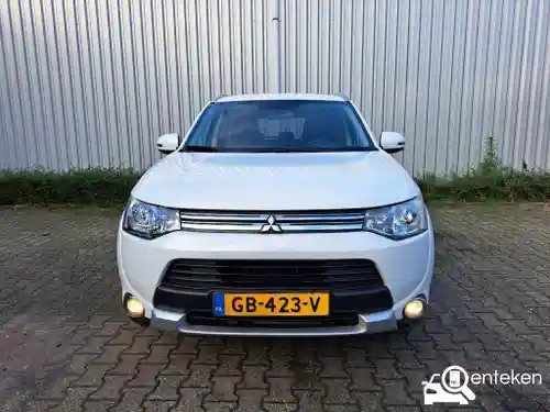 Mitsubishi Outlander 2.0 Plug-In Hybrid 2015
