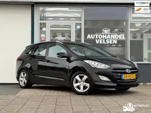 Hyundai i30 1.6 CRDi blue 2015