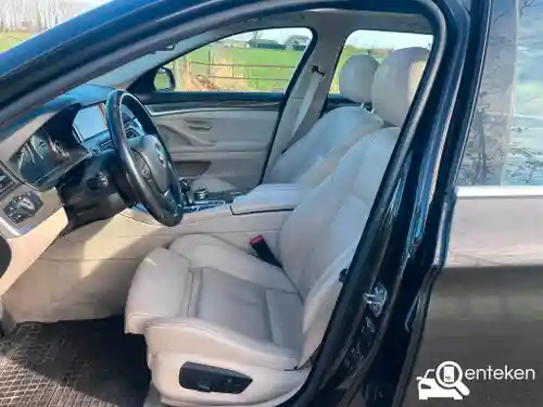 BMW 525d Touring 2013