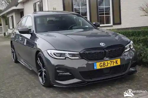 BMW 330e 2020