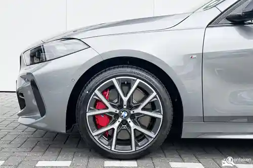BMW 118i 2024
