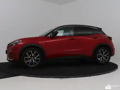 Lexus LBX 2024