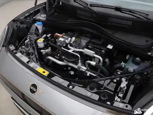 MINI Cooper John Cooper Works Electric 2024