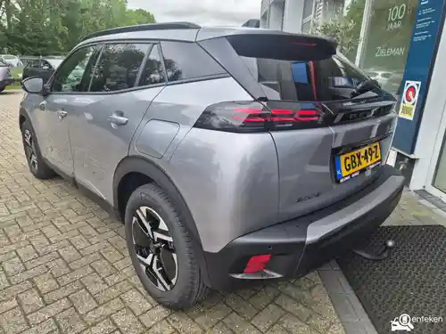 Peugeot 2008 1.2 PureTech 100 2024
