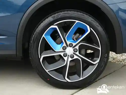 Lynk & Co 01 1.5TD PHEV 2023