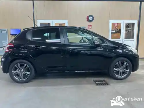 Peugeot 208 1.2 PureTech 82 2015