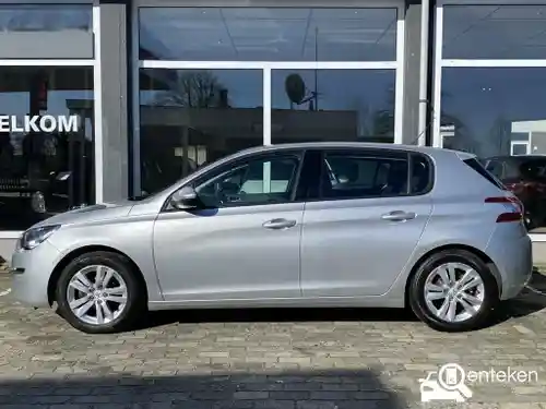 Peugeot 308 PureTech 82 2015