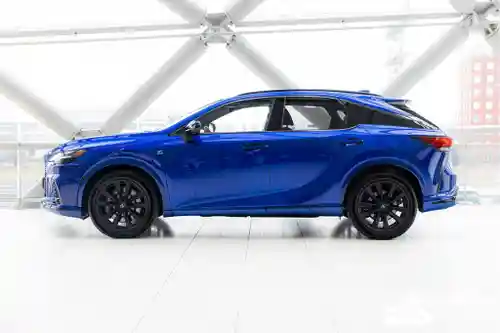 Lexus RX 450h+ 2024