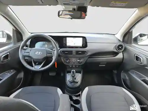 Hyundai i10 1.0 2024